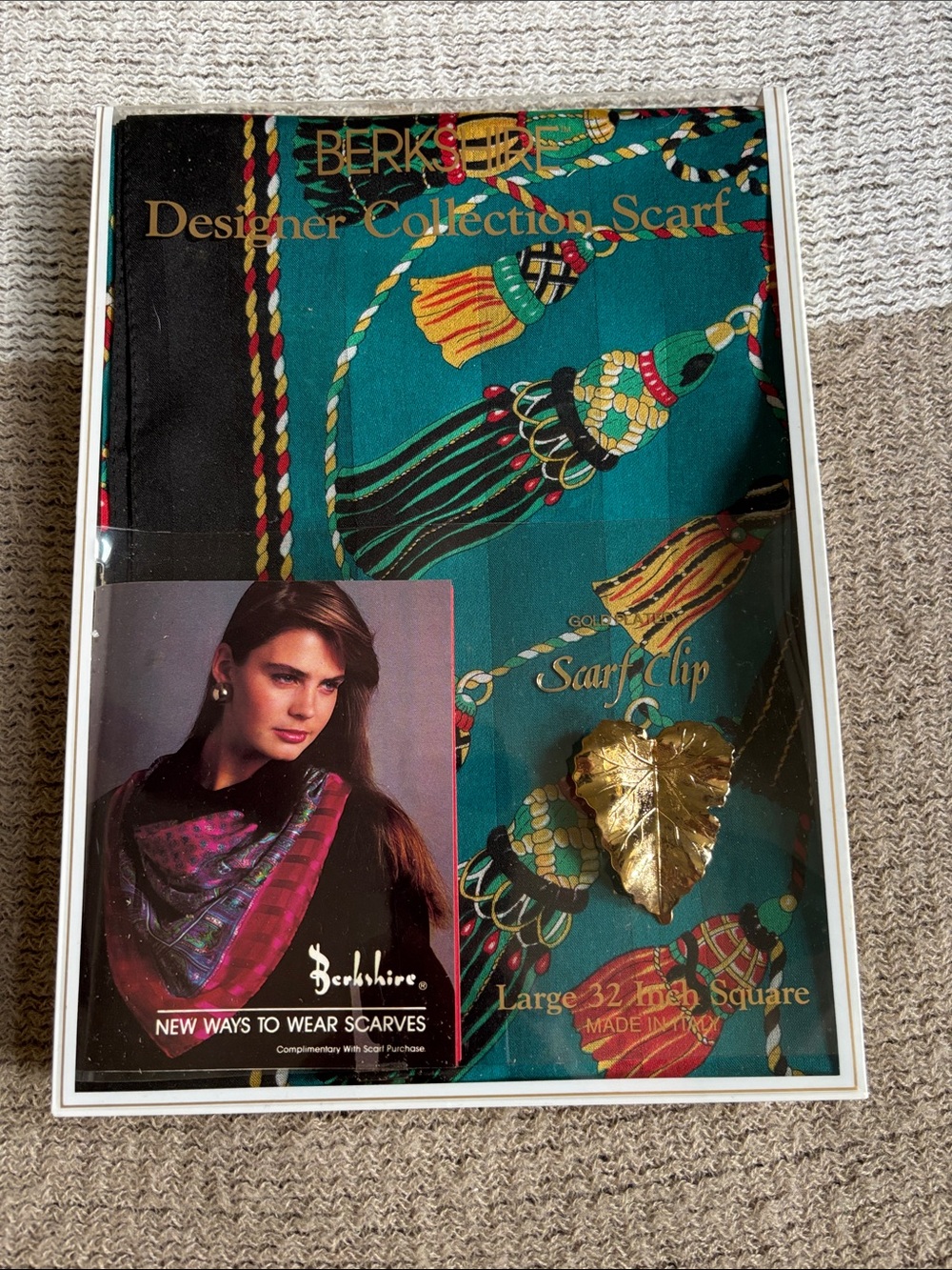 Berkshire Vtg Teal Designer Collection Scarf with Gold Plated Leaf Scarf Clip